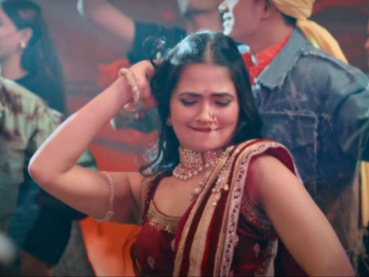 'अजरामर गाण्याची पूर्व वाट लावली', 'दिसला गं बाई दिसला' गाण्याच्या रिमेकवरील गौतमीचा डान्स पाहून चाहते संतप्त 