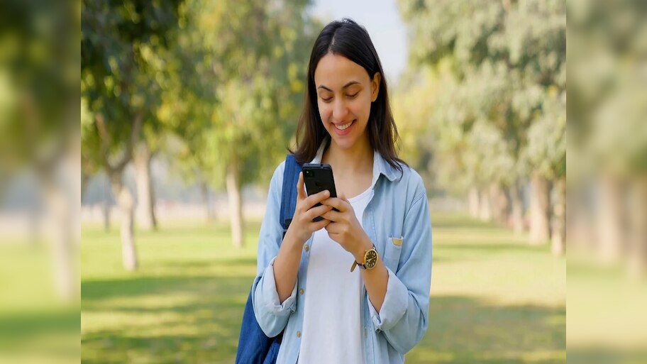 Jio, VI, Airtel ला मोठा धक्का; अवघ्या 1 रुपयात अमर्यादित कॉल, 2GB डेटा आणि 100 SMS!