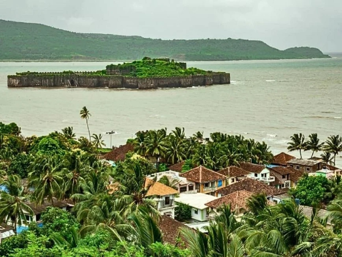 Mini Goa is close to Mumbai and Pune Alibaug is the most famous …