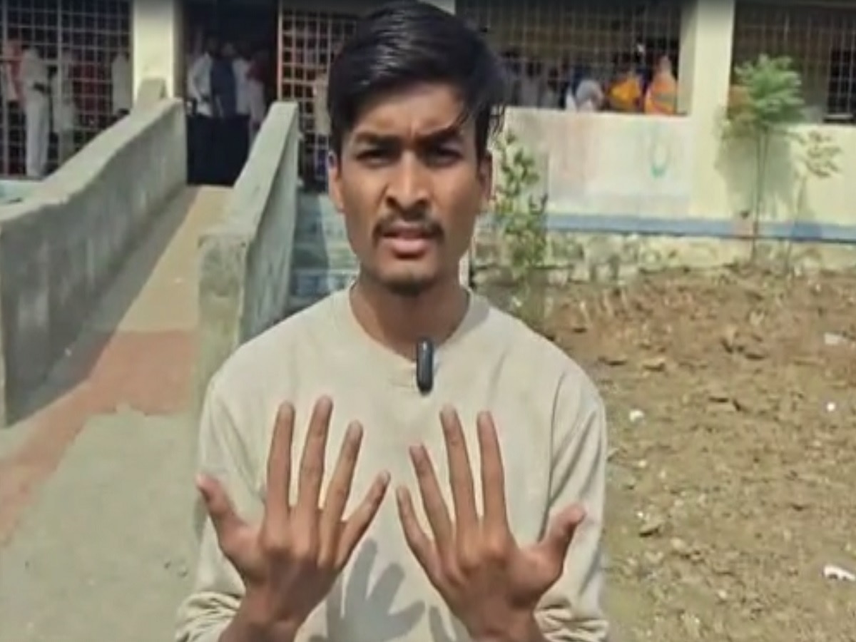 पहिल्या मतदानासाठी पुण्याहून आला पण नावावरच आधीच झालेलं मतदान; निराश होऊन परतला; पुढे जे झालं…’