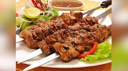 उन्हाळ्यात पचायला काय सोपं चिकन की मटण? तज्ज्ञ काय सांगतात?