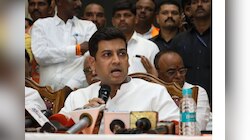 खासदार श्रीकांत शिंदेंचा धक्कादायक निर्णय! तडकाफडकी कार्यकारिणी केली बरखास्त;  'या' मतदारसंघातील पदाधिकाऱ्यांना धक्का 
