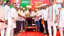 शेतकऱ्यांच्या कर्जमुक्तीबद्दल मुख्यमंत्री देवेंद्र फडणवीस यांचा जाहीर सत्कार
