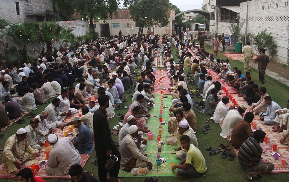 पाकिस्तान, लाहोर येथील रमजान