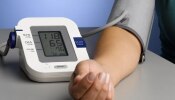 Measuring Blood Pressure: घरच्या घरी Blood Pressure तपासताय? अचूक रिडींगसाठी &#039;या&#039; चुका टाळा