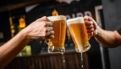 थोडीशी बिअरही शरीराला घातक ठरते, मग दररोज पिणाऱ्यांचं काय होईल नुकसान?