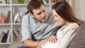 केवळ पत्नी नव्हे, पतीसुद्धा होतो &#039;गर्भवती!&#039; Sympathetic Pregnancy म्हणजे नेमकं काय?