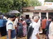 धक्कादायक! स्मशानभूमी नसल्याने संतप्त गावकरी; प्रेत थेट ग्रामपंचायतीत ठेवलं