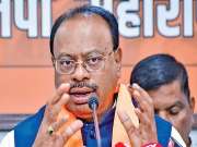 300 कोटींचा व्यवहार 500 रुपयांच्या स्टॅम्प ड्युटीत कसा झाला? महसूल मंत्री म्हणाले..