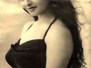 11 वर्षे चित्रपटांपासून दूर, तरीही 300 कोटींची मालकीण; आता 71 व्या वर्षी ही अभिनेत्री करणार धमाकेदार कमबॅक?