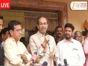 उद्धव ठाकरेंनी घेतला बदला, एकनाथ शिंदेंकडे गेलेले पदाधिकारी आले माघारी, 'भाजपकडून मार खातायत तरी...'