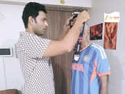 शिवम दुबे ट्रेनमधून लपून 'या' कारणासाठी गेला, रियल हिरोला घातलं टी 20 वर्ल्डकपचं मेडल 