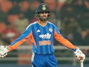 भारतीय क्रिकेटने लपवून ठेवलं सर्वात मोठं दुःख, टी20 वर्ल्ड कपपूर्वी वडिलांना गमावलं 