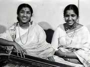 नियतिचा अजब संयोग, आशा भोसले अन् लता मंगेशकर यांच्या निधनात 4 गोष्टींचं साम्य