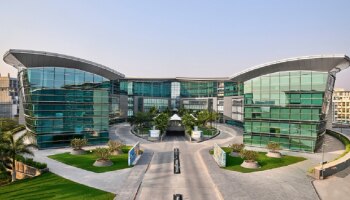 अर्थव्यवस्थेला मजबूत करताहेत IT कंपन्या; Infosys करणार 55,000 कर्मचाऱ्यांची भरती
