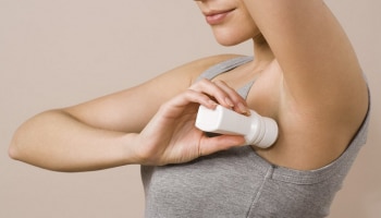 खरंच Deodorant मुळे ब्रेस्ट कॅन्सर होतो? या मागील सत्य जाणून घ्या