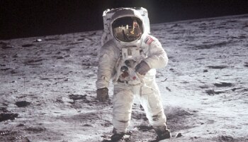 चंद्रावर पोहोचणारा टीम इंडियाचा पहिला खेळाडू; म्हणाला, चांद पे है अपून!