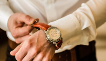 घड्याळ डाव्या हातावरच का बांधलं जातं? यामागे आहे शास्त्रीय कारण