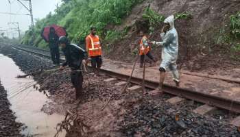 शहापुरात &#039;पूर&#039;, मध्य रेल्वे विस्कळीत, कल्याण- कसारावरील वाहतूक अनिश्चित काळासाठी बंद