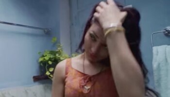 उर्वशी रौतेलाचा बाथरुम व्हिडीओ झाला Viral; लोकं म्हणतात, &#039;पब्लिसिटी स्टंटसाठी काहीही...&#039;