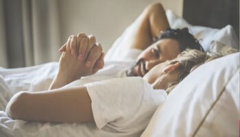 Research : वयानुसार आठवड्यातून किती वेळा शारीरिक संबंध ठेवावे? 