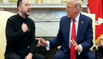 Video : &#039;मूर्ख....आताच्या आता व्हाईट हाऊसमधून निघा&#039;; डोनाल्ड ट्रम्प यांच्याकडून युक्रेनच्या राष्ट्राध्यक्षांची हकालपट्टी