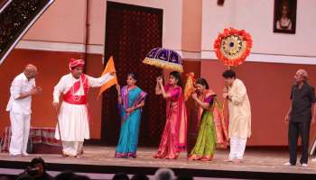 मराठी नाट्यसृष्टीतील दिग्गज कलाकारांच्या उपस्थितीत रंगला &#039;झी नाट्य गौरव पुरस्कार&#039; 2025 सोहळा