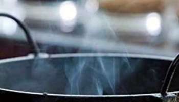 kitchen hacks  easy and effective way to clean cast iron kadai tips in marathi 