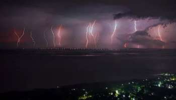 भारताच्या अंतरराष्ट्रीय सीमेवर आकाशातून पडणाऱ्या विजांचं तांडव! फोटोचं नदी कनेक्शन चर्चेत