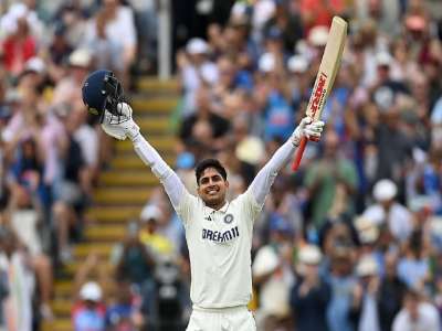 कॅप्टन शुभमन गिलची बर्मिंघम टेस्टमध्ये वादळी खेळी, 400 धावा ठोकून रचला इतिहास, विराटचा विक्रम मोडला 