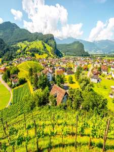 World news, interesting facts, World Richest Countries, Liechtenstein, rich country, no airport, no currency, Europe, Vaduz, small country, tax haven, safe country, high per capita income, low crime, Switzerland border, no army, beautiful place, tourism, peaceful living, economy, low taxes, secure nation