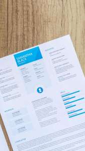 difference between cv and resume