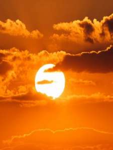 gk what is the color of sun know in marathi 