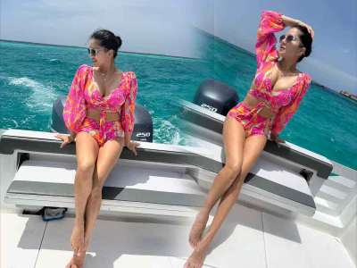 44 व्या वर्षीही सनी लिओनीचा मालदीवमध्ये हॉट अंदाज, स्विमसूटमधील फोटो पाहून चाहते थक्क