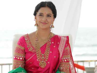 40-44 डिग्री तापमानात महाविवाह सोहळा शूटिंगचं, तेजश्री प्रधानने सांगितला संपूर्ण अनुभव, पाहा फोटो