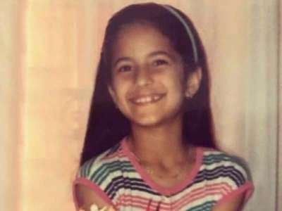 आई होताच कतरिनाचे लहानपणीचे फोटो व्हायरल, शेवटच्या फोटो पाहून चाहते म्हणाले- आईसारखचं...