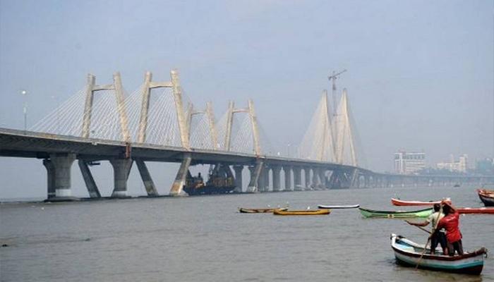 पुन्हा वांद्रे-वरळी सी लिंकवरून उडी मारून एकाची आत्महत्या