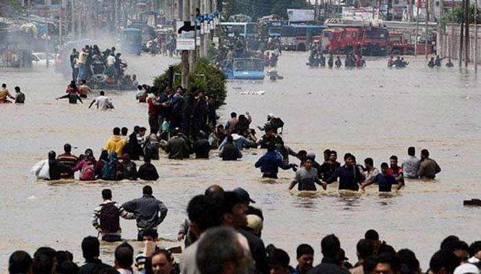 जलप्रलयात अडकलेल्या भारताच्या स्वर्गाला केंद्राकडून हजार कोटींचं पॅकेज