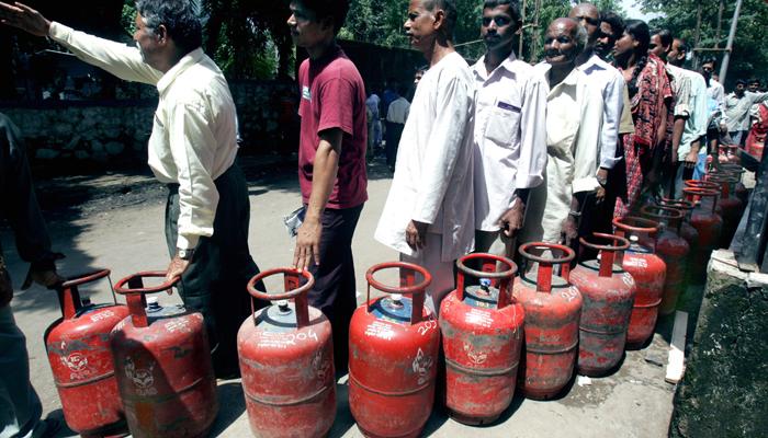 गॅस सबसिडी जानेवारीपासून थेट खात्यात