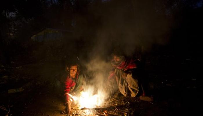 पारा उतरला, थंडीच्या लाटेमुळे महाराष्ट्र गारठला