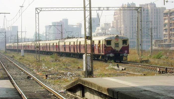 सायन-कुर्ला दरम्यान रुळाला तडे गेल्यानं म.रे पुन्हा विस्कळीत