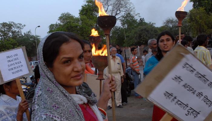 इरोम शर्मिला यांना पुन्हा अटक 