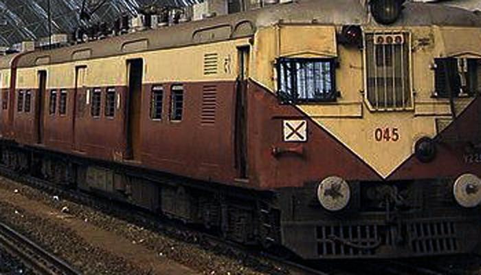 रेल्वे बजेट : मुंबईसाठी एसी लोकल
