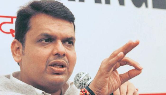 मुंबईचे एंट्री पॉइंट, एक्सप्रेस हायवेवर टोलमाफी देणं अवघड - मुख्यमंत्री