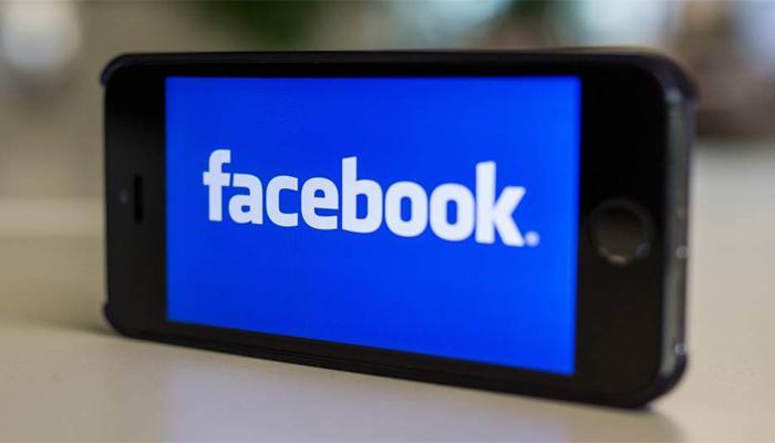 पती-पत्नींमध्ये फेसबुक बनतंय घटस्फोटाचं कारण - रिपोर्ट