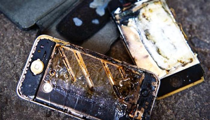 मोबाईलचा स्फोट झाल्याने युवकाचा मृत्यू