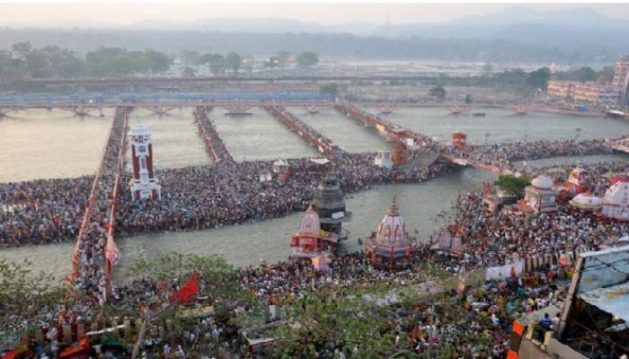 &#039;दुष्काळात जनता होरपळतेय आणि तुम्ही कुंभात शाही स्नान करताय?&#039;