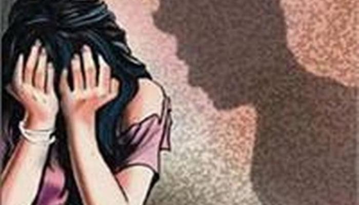 राजापुरात १५ वर्षी मुलीवर काकासह पोलीसपाटलाकडून लैंगिक अत्याचार