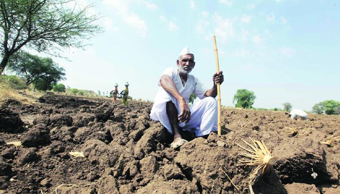 महाराष्ट्रावर अवकाळी पाऊस, गारपीटीचे ढग