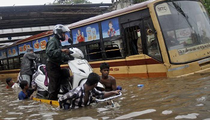 चेन्नईच्या पावसानं १०० वर्षांमधला विक्रम मोडला